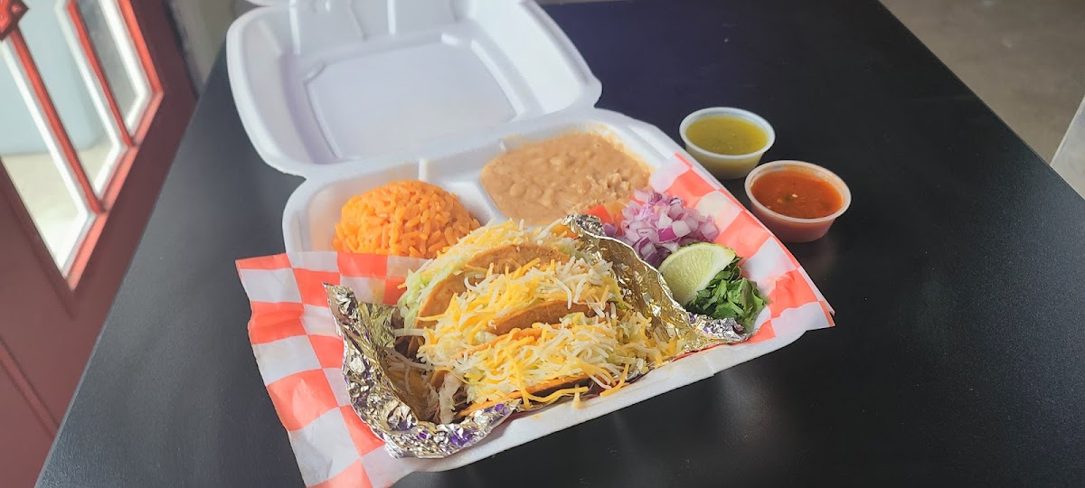 Chucho’s Red Tacos | West Allis