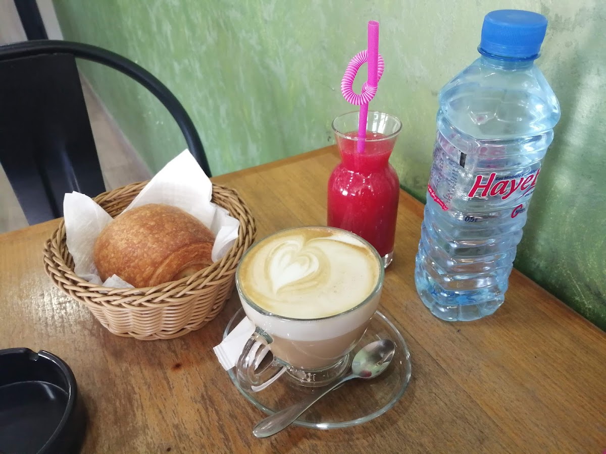 Neuf Douze Café Photo 8