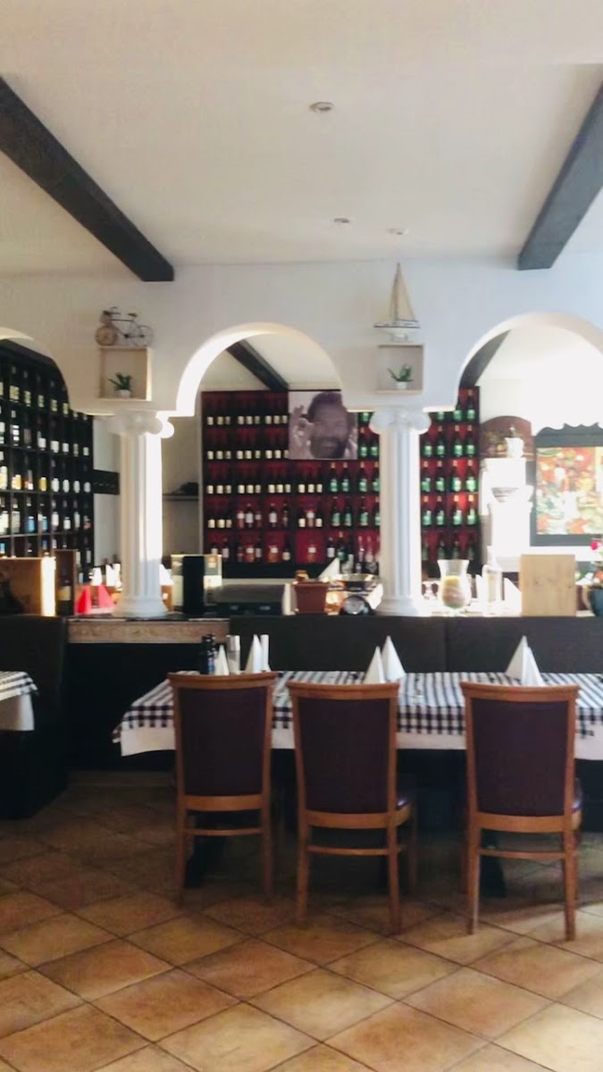Trattoria Da Amici Photo 2