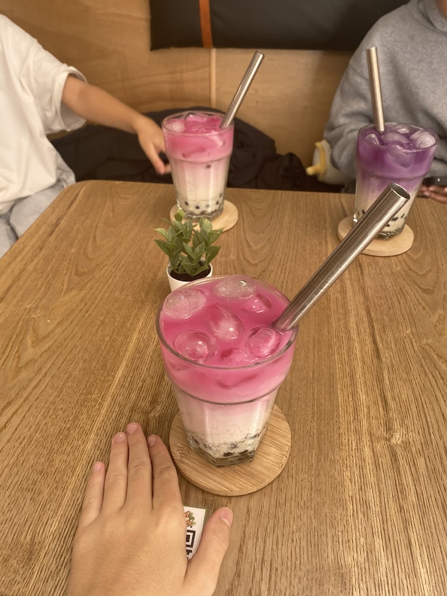 Kitsune Manga Café Photo 4