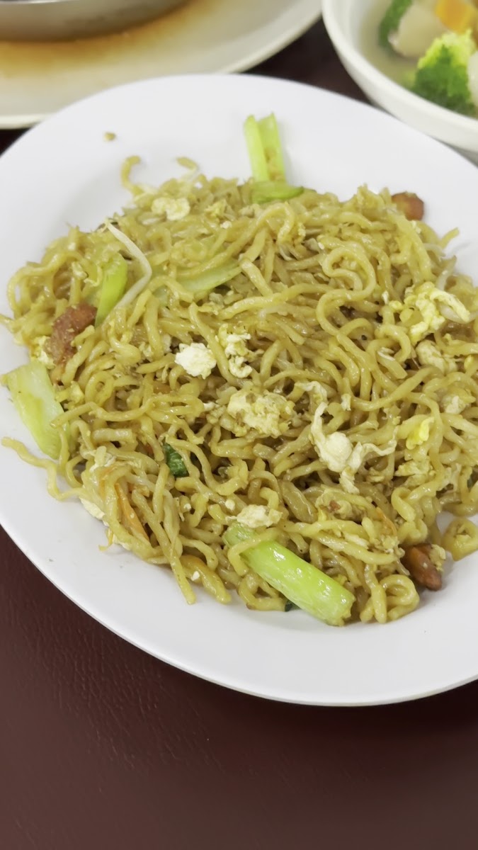 Restaurant Hong Yun 鸿运茶饭店·茶餐室 Photo 2