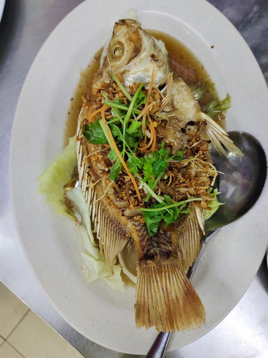 Restaurant Hong Yun 鸿运茶饭店·茶餐室 Photo 6