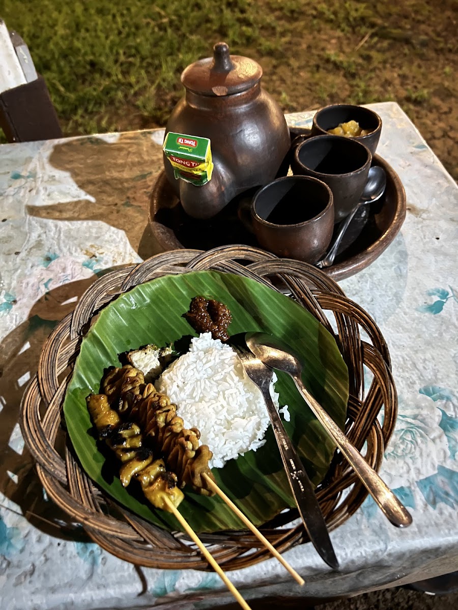 Angkringan GINASTHEL Khas Solo Photo 3