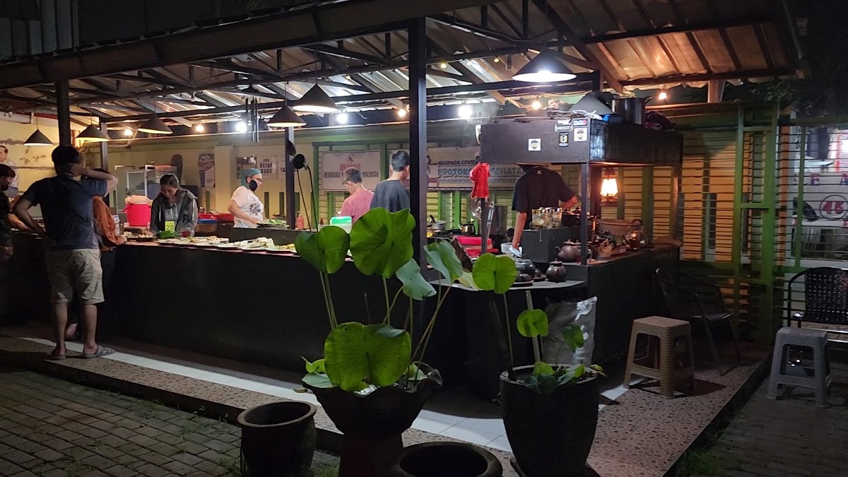 Angkringan GINASTHEL Khas Solo Photo 4