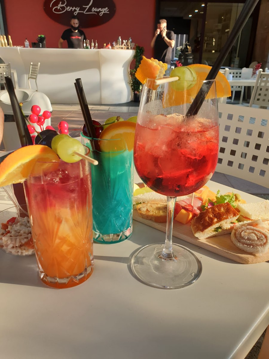 Bar Berry lounge Photo 2