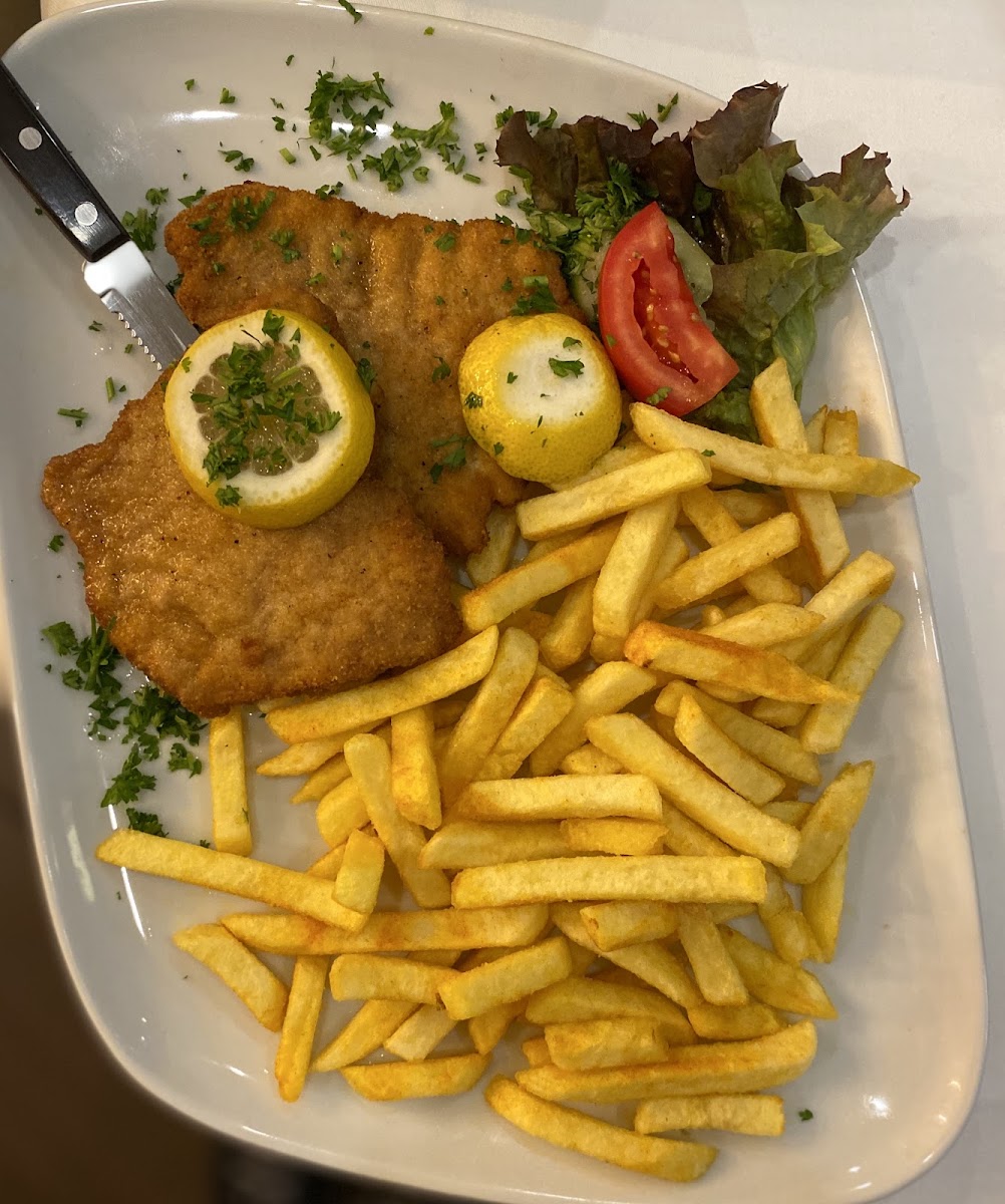 Kamin Restaurant Biblis Photo 7