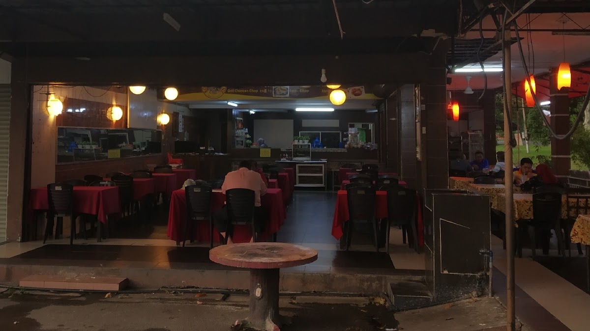 Restoran Robina Stationz