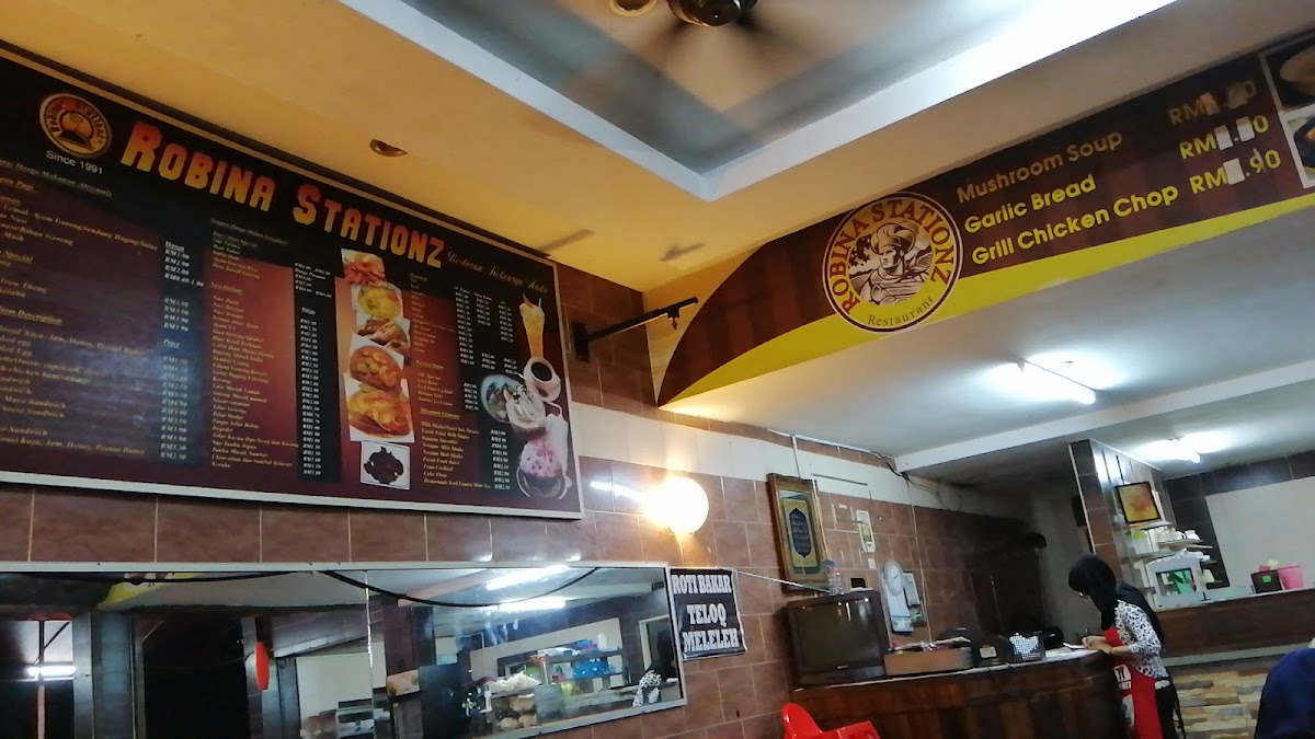 Restoran Robina Stationz Photo Menu 2