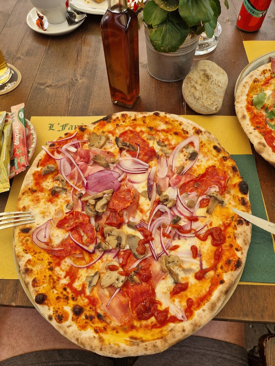 Restaurant L'Fana Pizzeria Photo 6