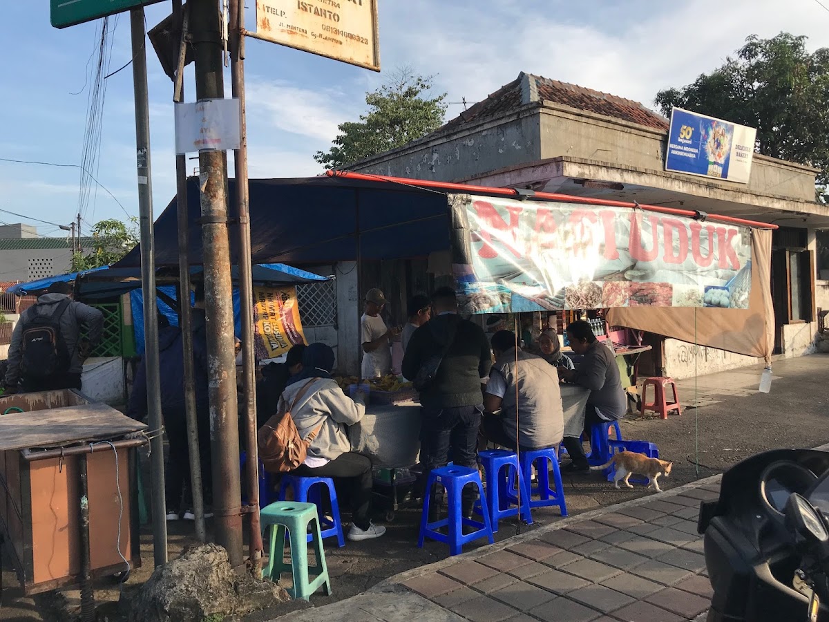 Nasi Uduk Mba Lusi