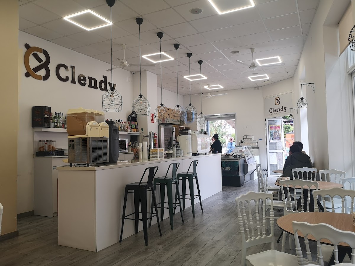 Panadería Cafetería Pastelería Clendy