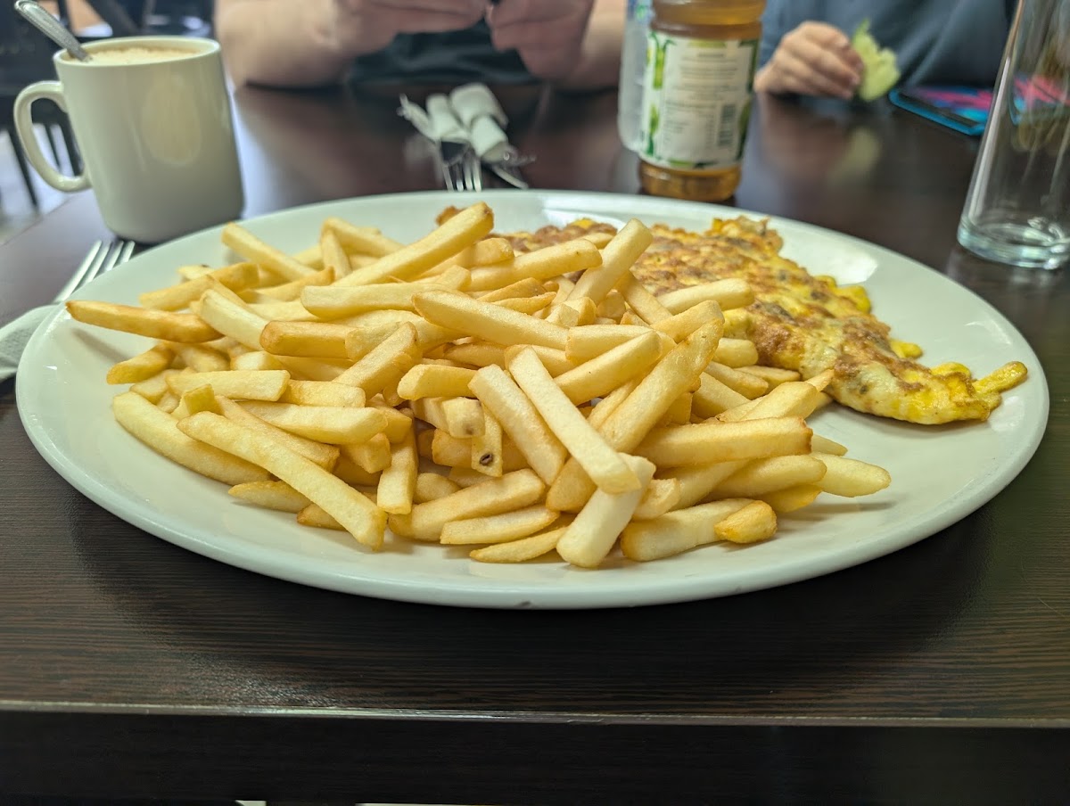 Roz Cafe Photo 3