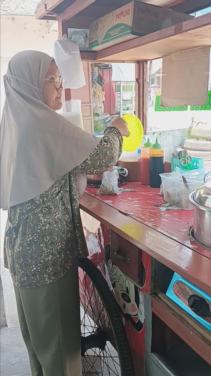 Warung Jajanan R.R Pakuhaji Photo 2