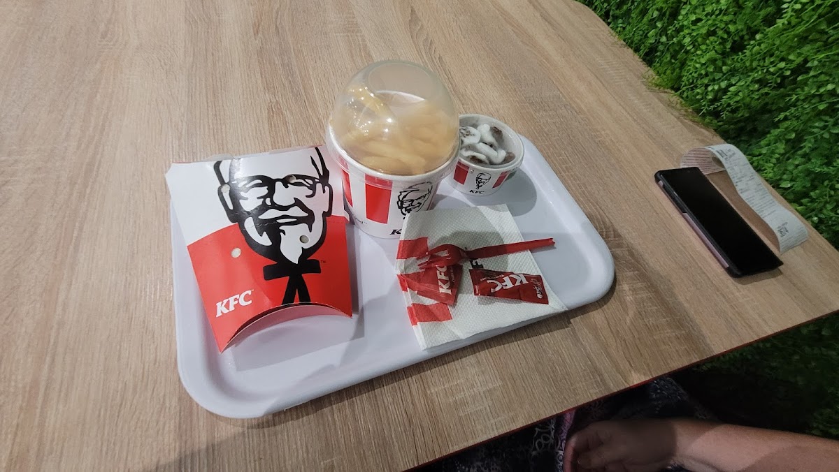 KFC Grove Mall Photo 7