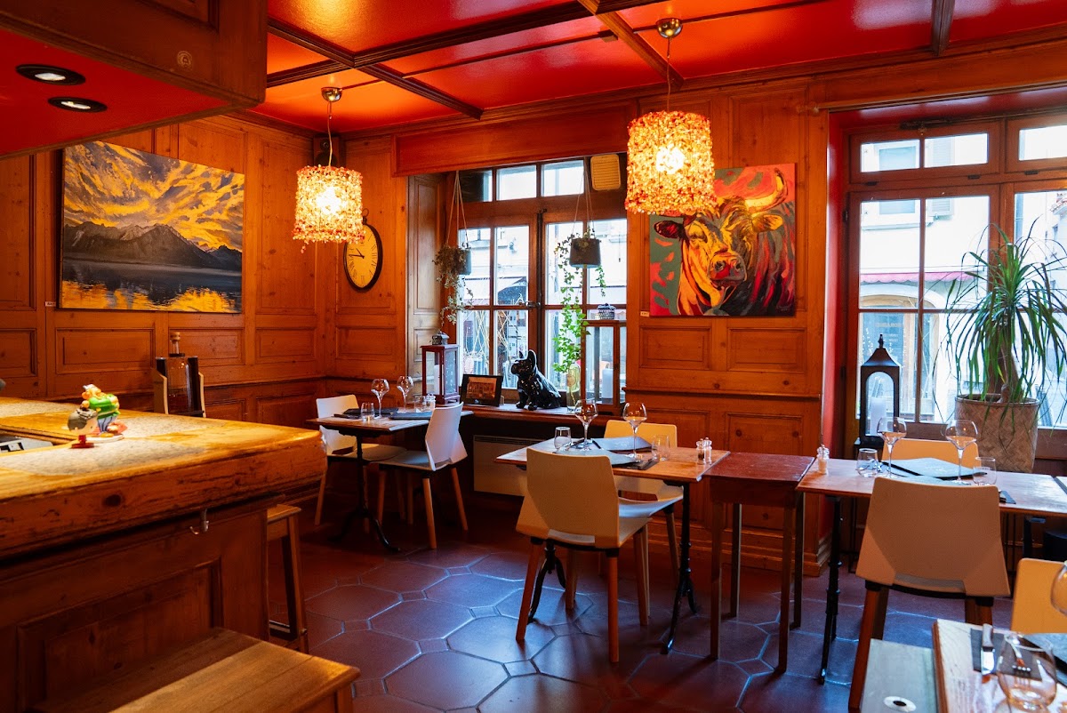 Café Le National - Restaurant à Martigny-bourg