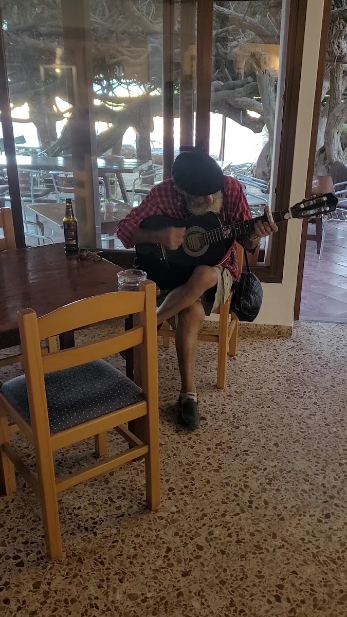 Es Alocs Restaurante Photo 2