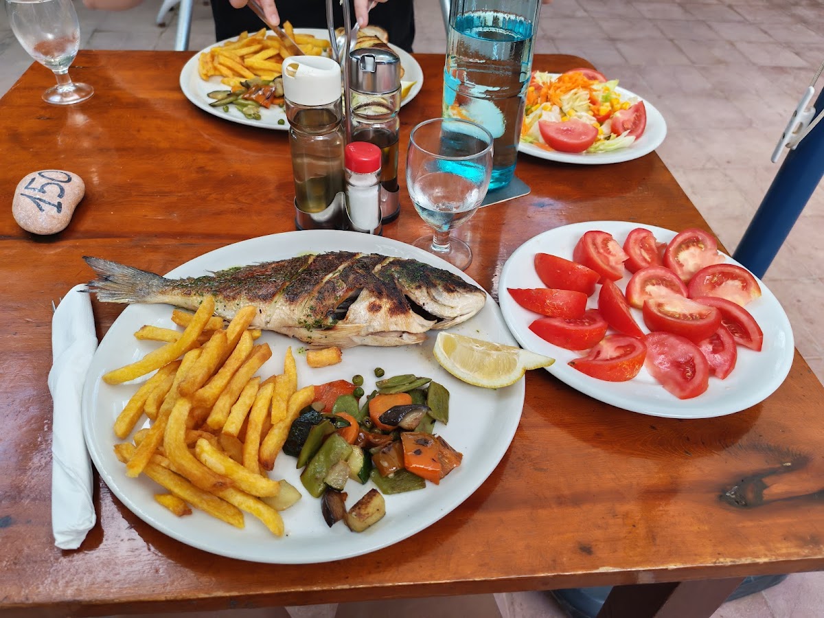 Es Alocs Restaurante Photo 4