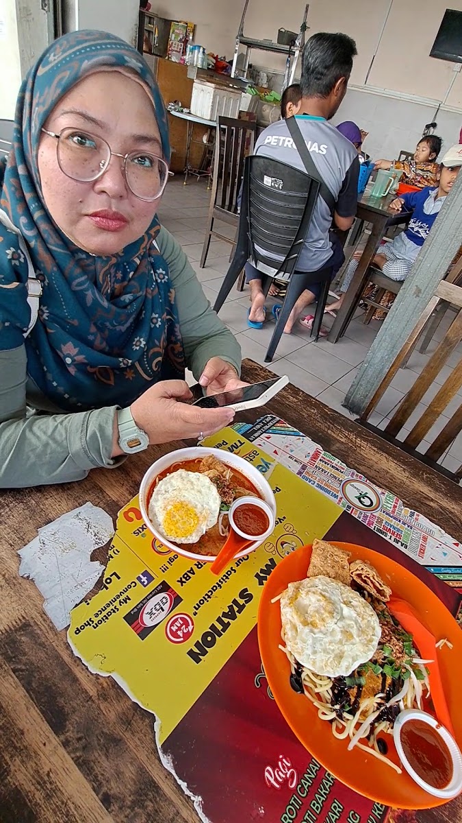 Mee Kari Biah Photo 2