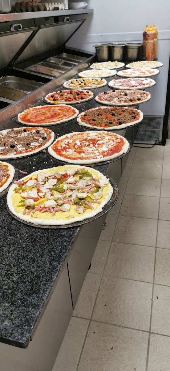 Pizzeria Pasta Nova Photo 2