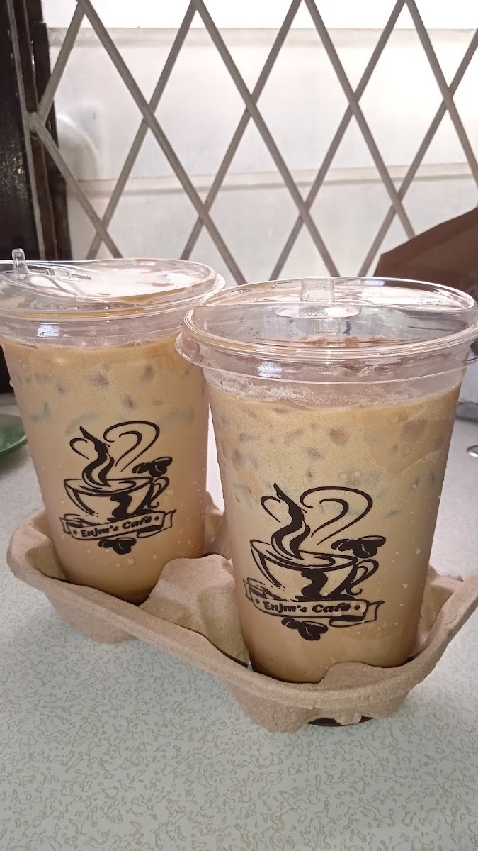 ENJM's Café Photo 8