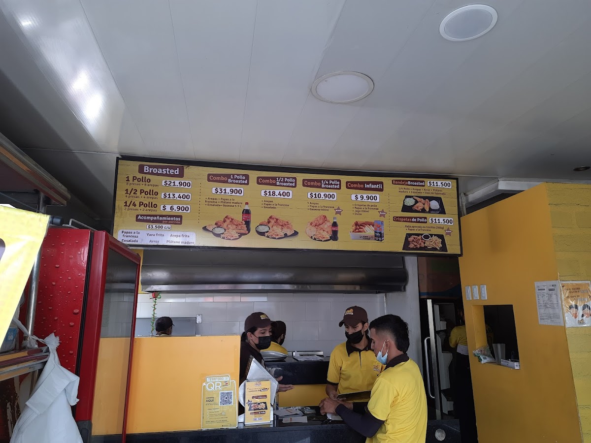 King Broasted Sede Centro Photo 3