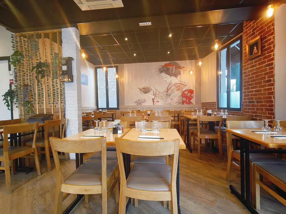 Bowl'n Roll restaurant japonais