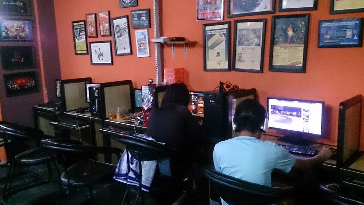 Warnet, Agen Pos 'I Net' Photo 4