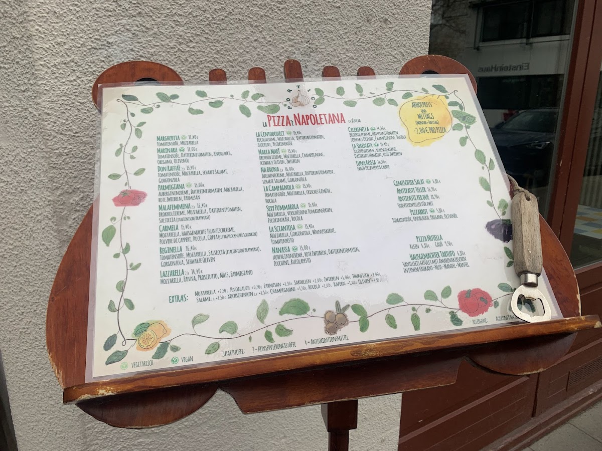 Pizza Napoletana Photo Menu 4