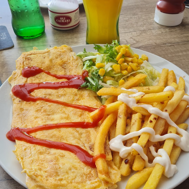 Cheese Omelette Chips and Salad
