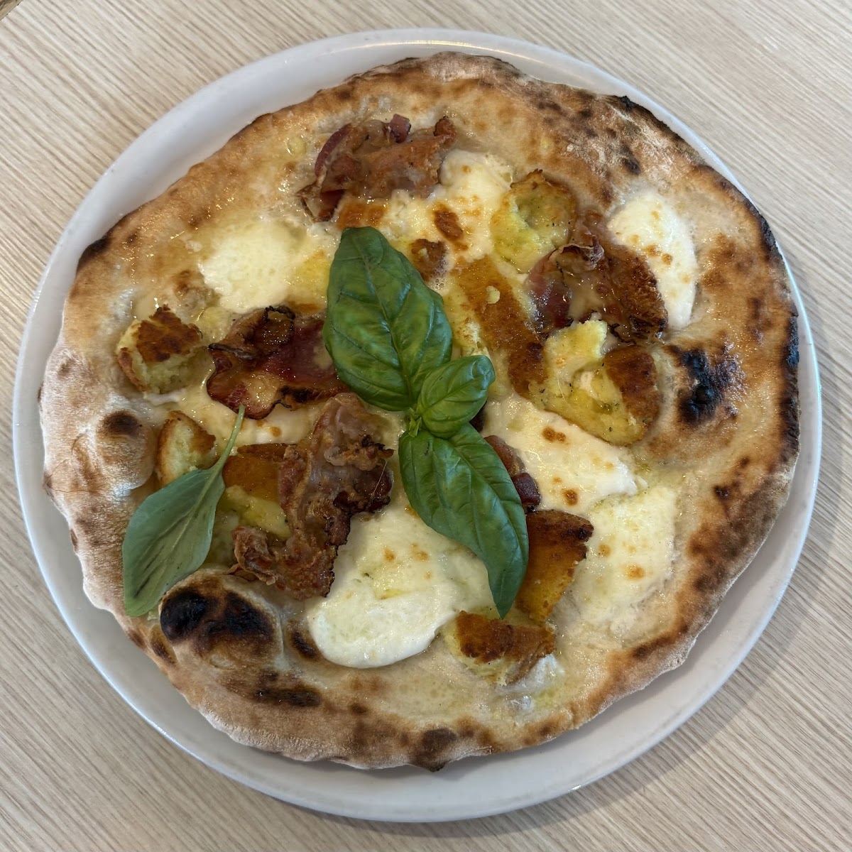 Bruno’s pizzeria