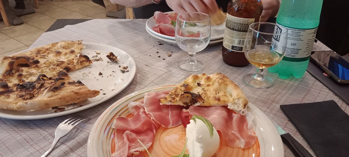 Bruno’s pizzeria Photo 6