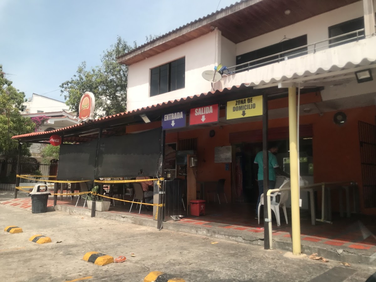 Tika`s Burger & Grill
