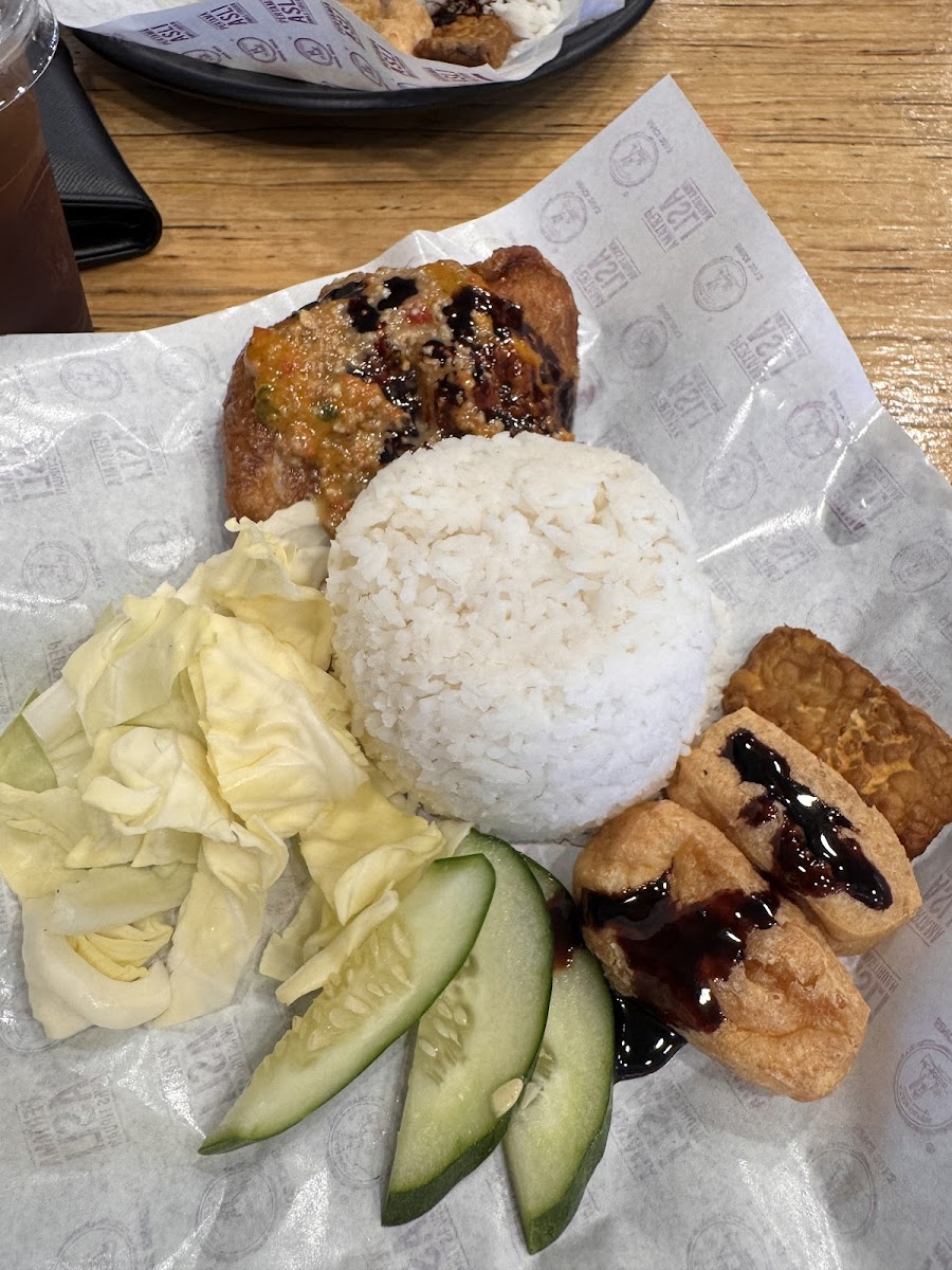 Ayam Gepuk Pak Gembus Tanjong Malim Photo 3