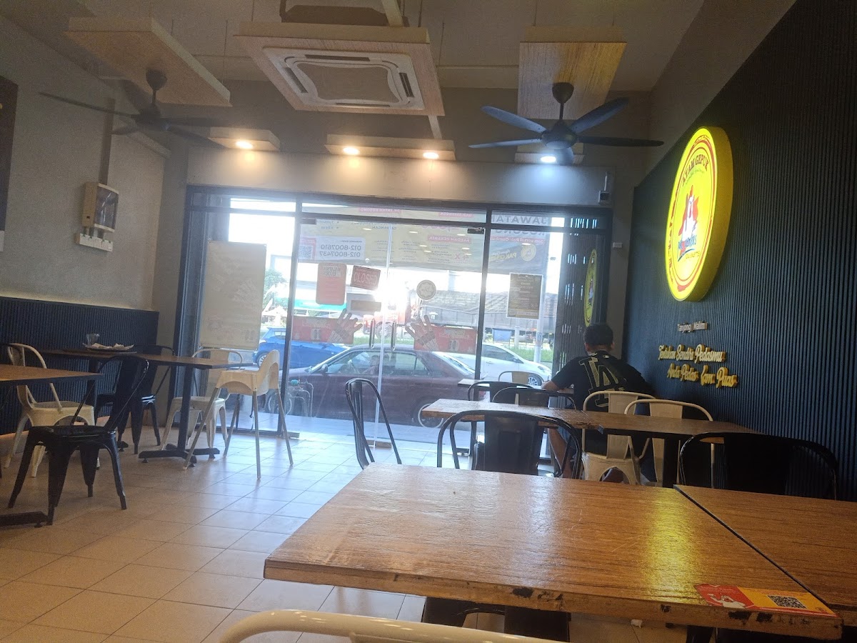 Ayam Gepuk Pak Gembus Tanjong Malim Photo 7