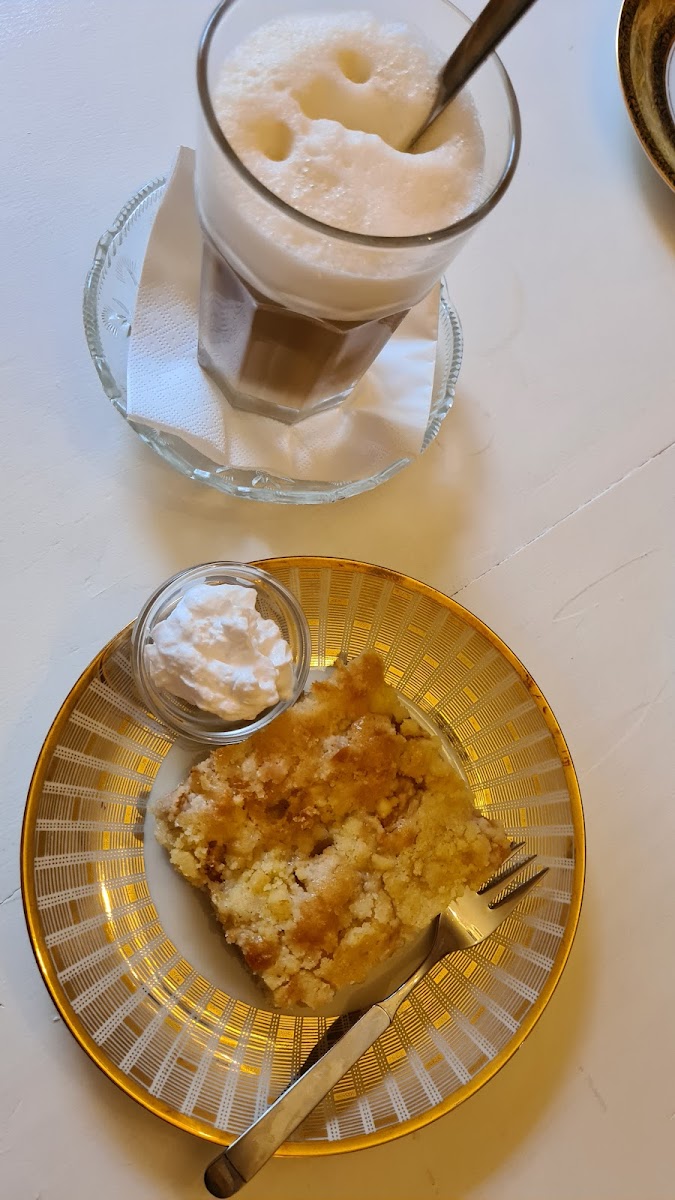 Café Eloise Photo 8