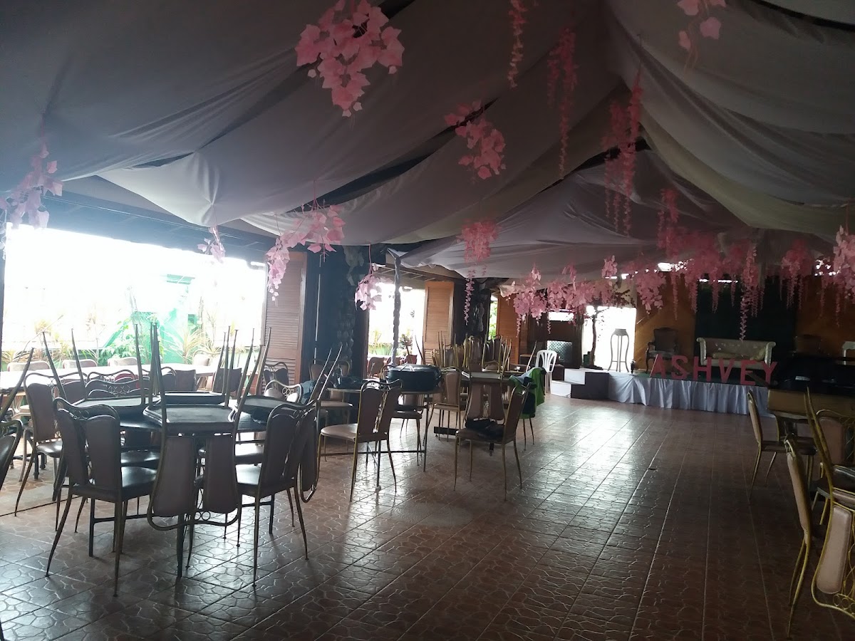 The Roof Garden Restaurant Photo 5