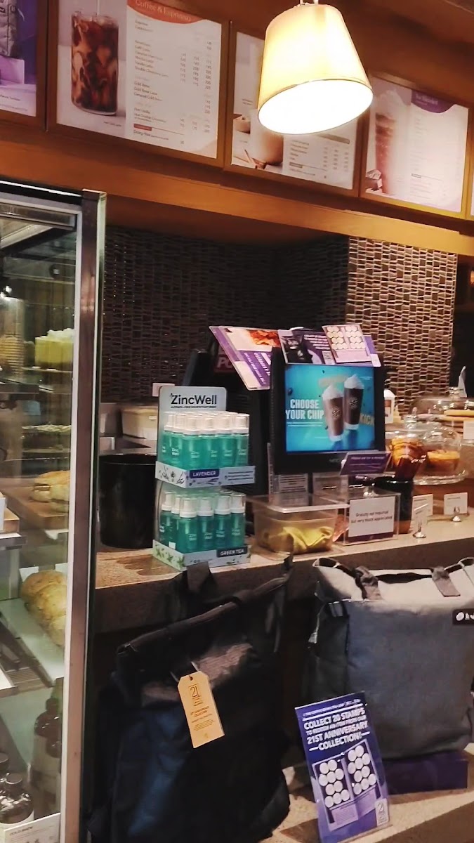 Coffee Bean & Tea Leaf - SM Estancia Photo 2