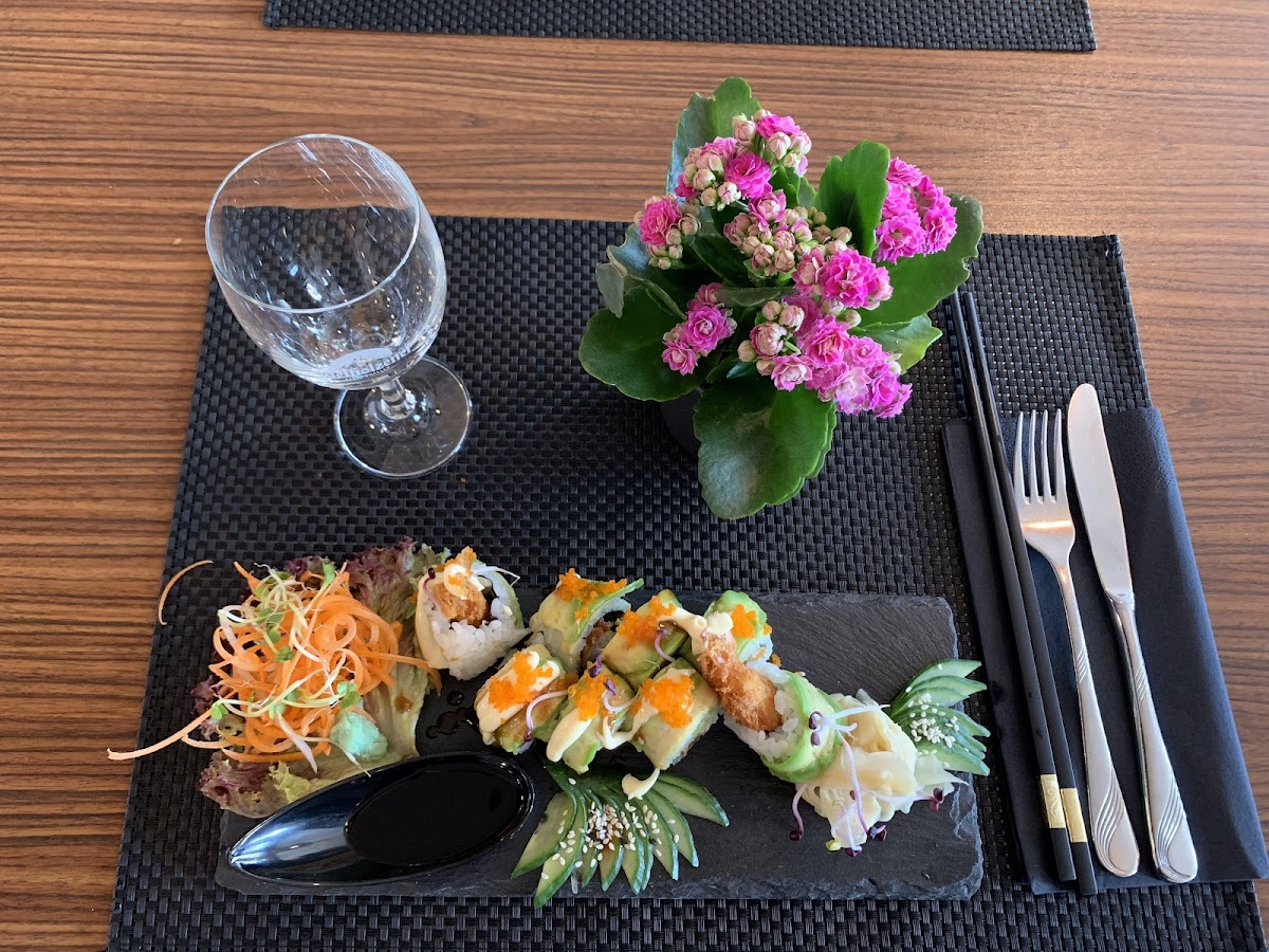Tobu Asian Restaurant Photo 3