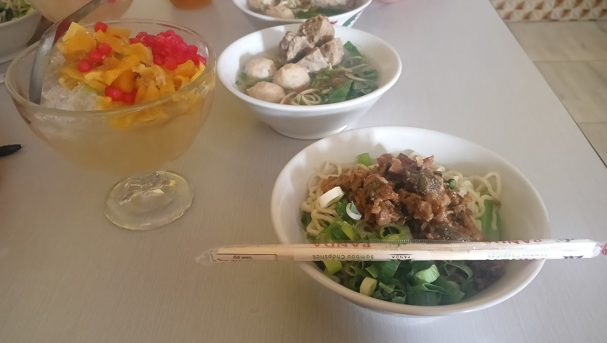Bakso Urat Sumber Rejeki Tigaraksa Photo 5