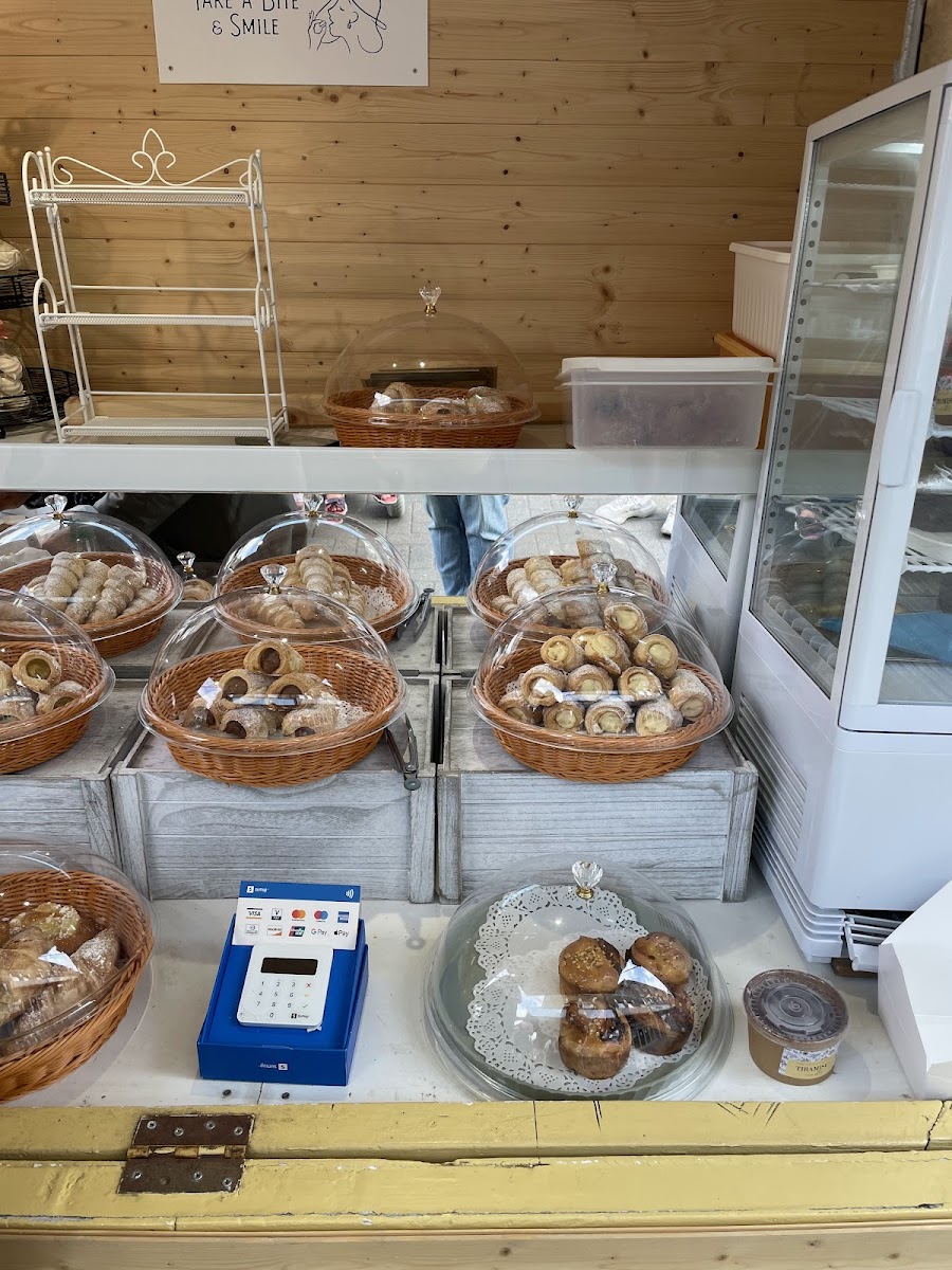 Take a Bite And Smile | Italian Plant-based Patisserie