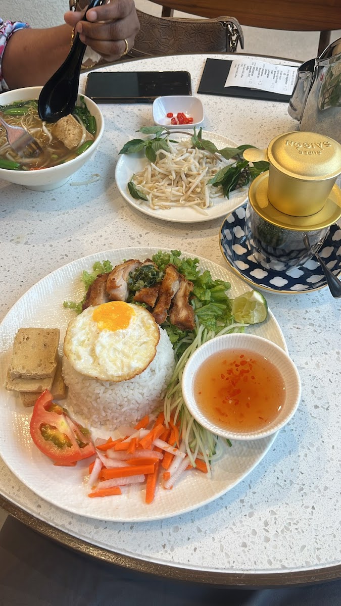 Super Saigon Sunway Putra Mall Photo 10