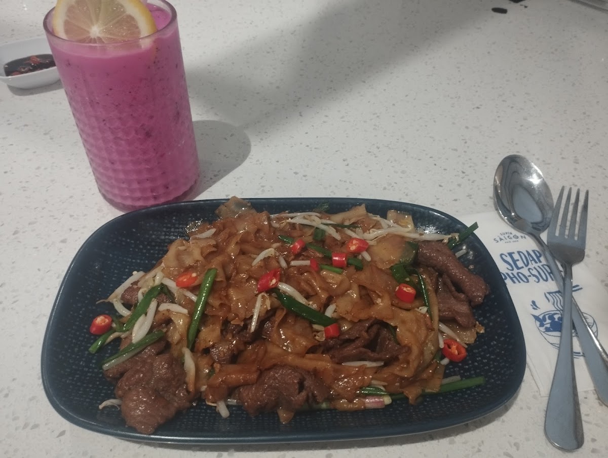 Super Saigon Sunway Putra Mall Photo 9