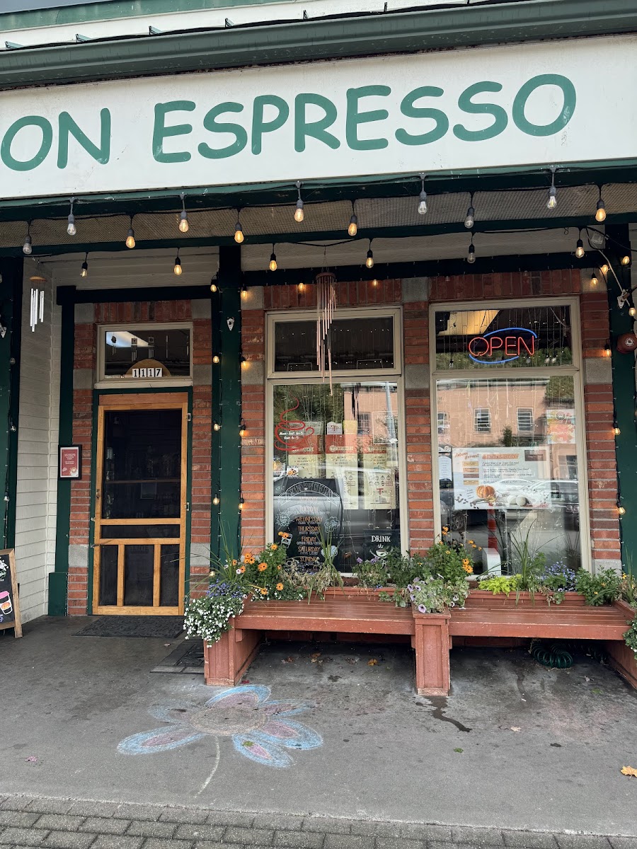 Ground To Perfection Espresso Bar & Bakery Photo 4