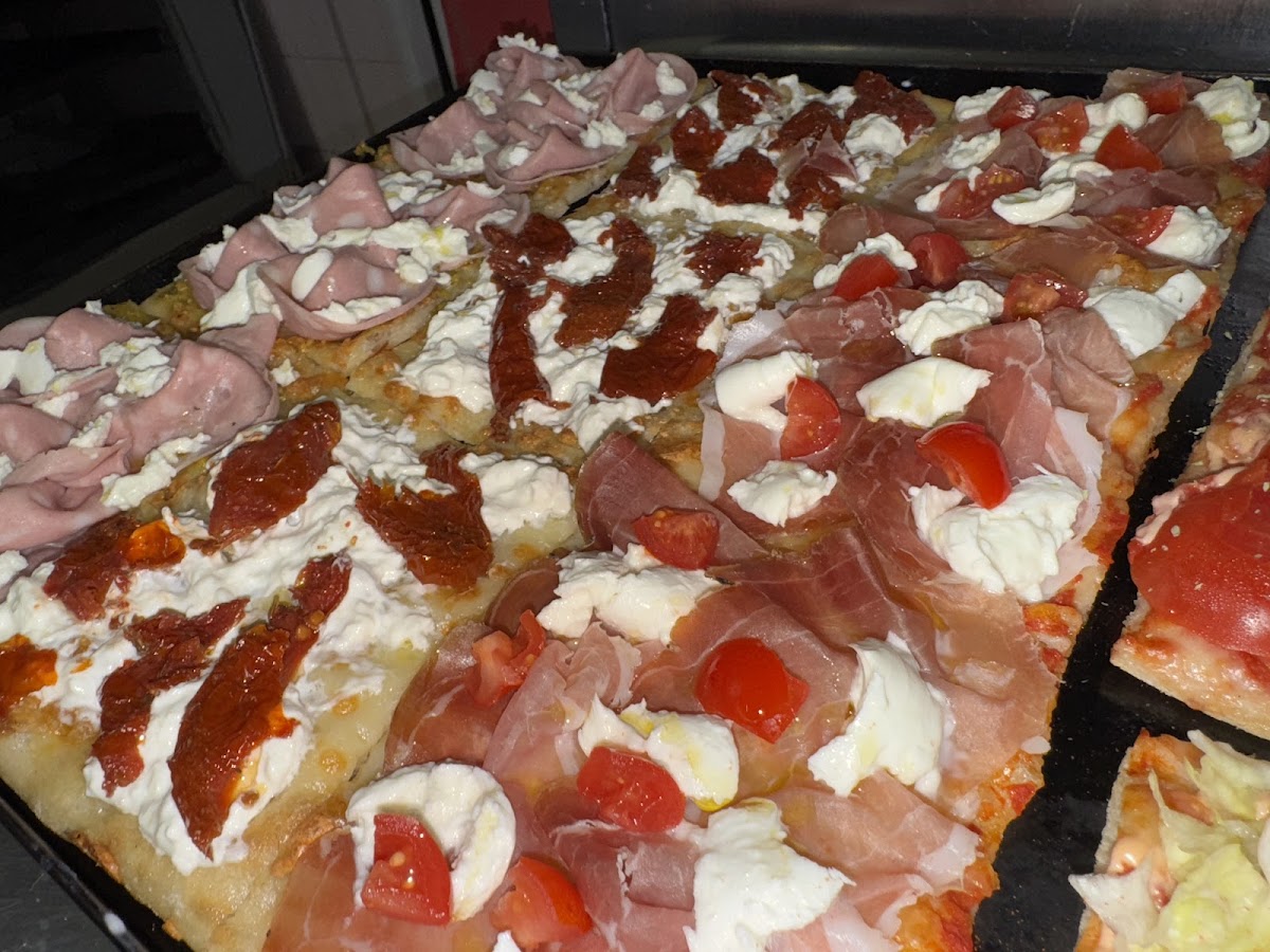 Pizzeria-Friggitoria “Mirova” Photo 4