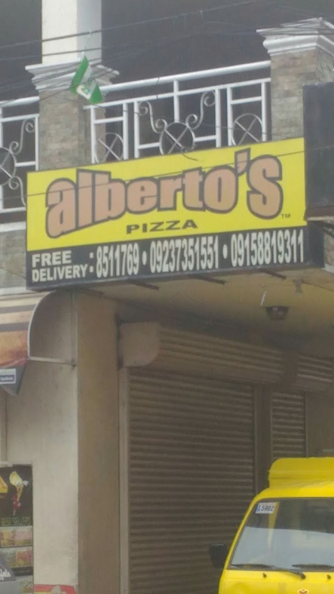 Alberto's Pizza