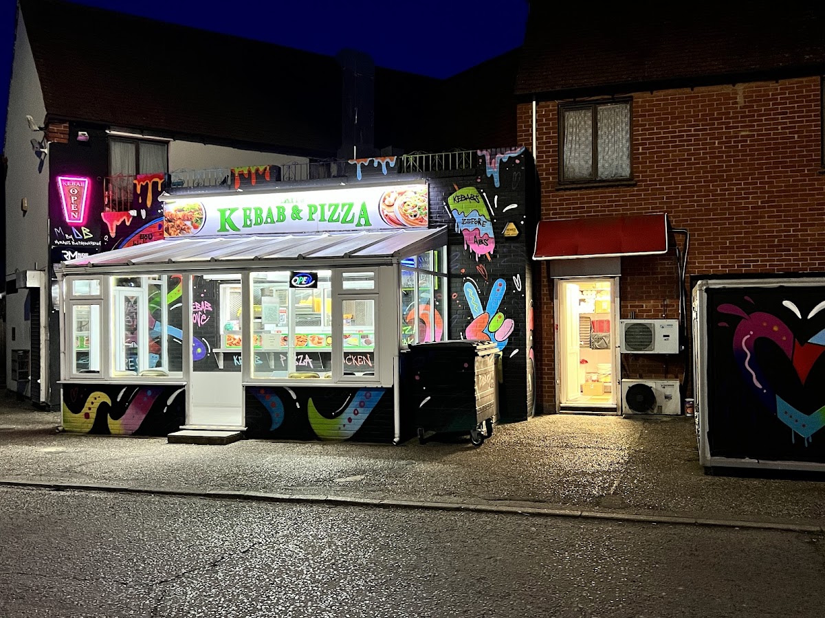 Dayi's Kebab & Pizza Van