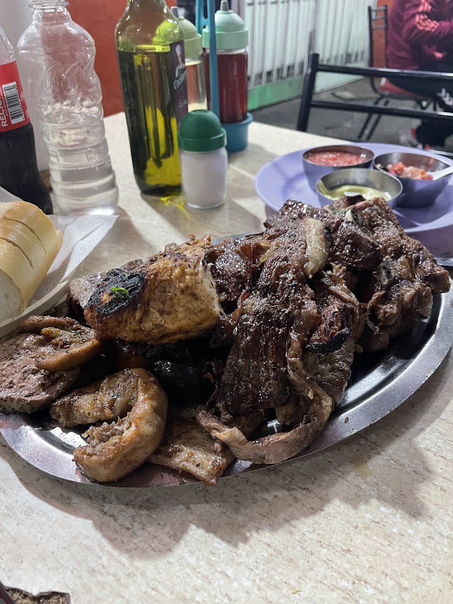 Parrilla Tobi Photo 4