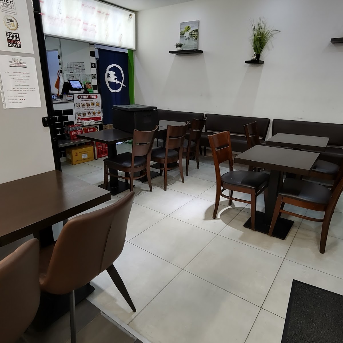Chikiti Sushi & Asian Food Photo 4