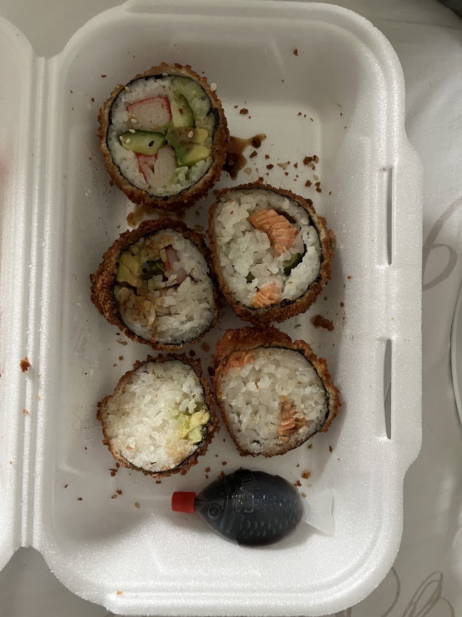 Chikiti Sushi & Asian Food Photo 9