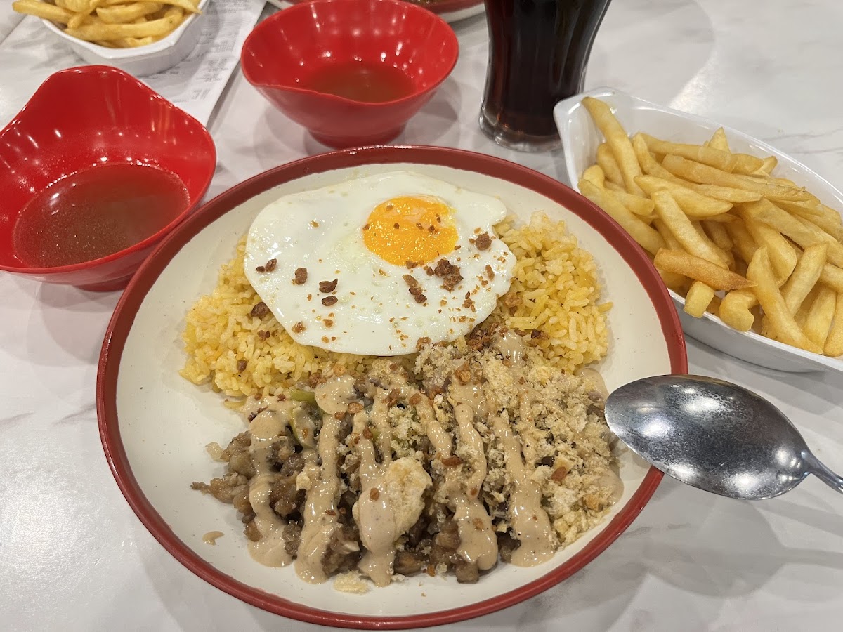 Chooks Diner Tutuban Center Photo 3